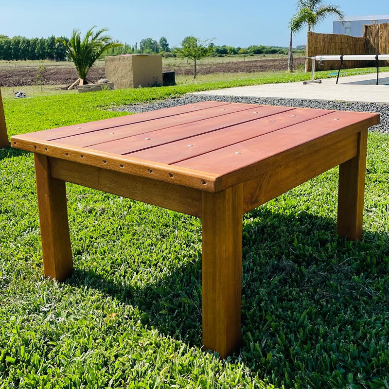 Mesa de living exterior / barbacoa Mesa de living exterior / barbacoa