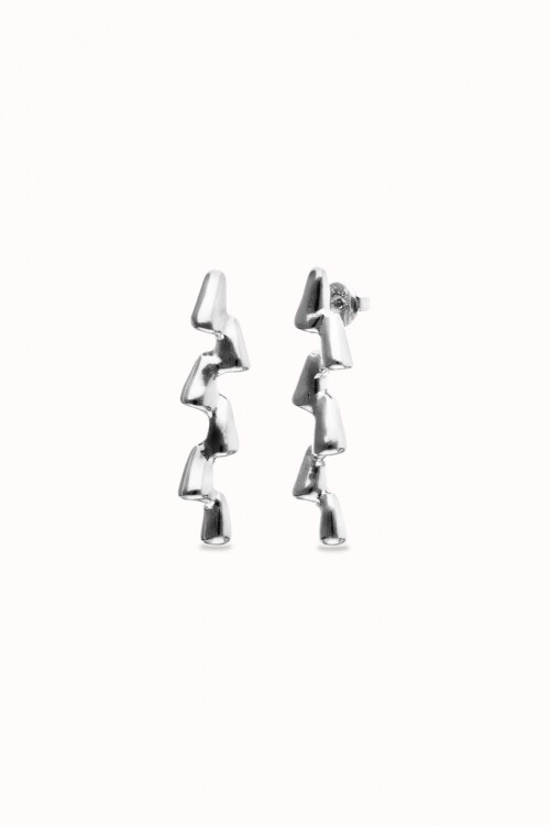 PENDIENTES DE ALEACIÓN DE METALES BAÑADO EN PLATA DE LEY Pendiente