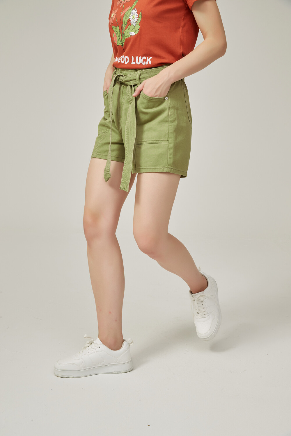 Short Eshal Verde Oliva Claro
