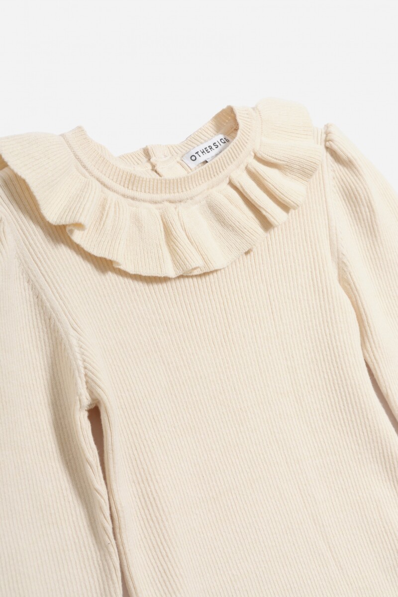 Sweater con volado CRUDO