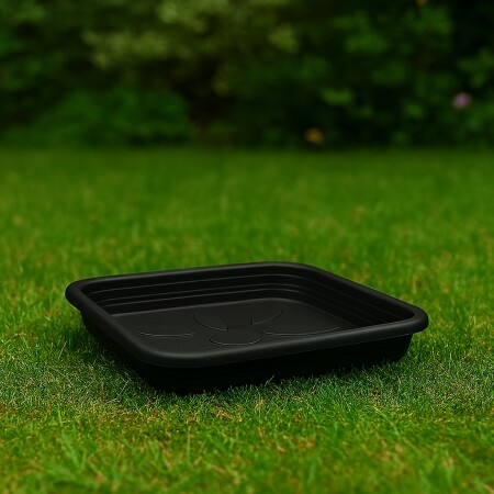 PLATO CUADRADO PLASMONT NEGRO 30CM PLATO CUADRADO PLASMONT NEGRO 30CM