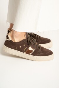 Zapatilla Gamuza Animal Print Vaca Marron