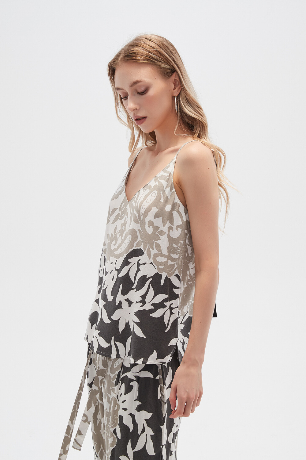 Musculosa Vainilla Estampado 2