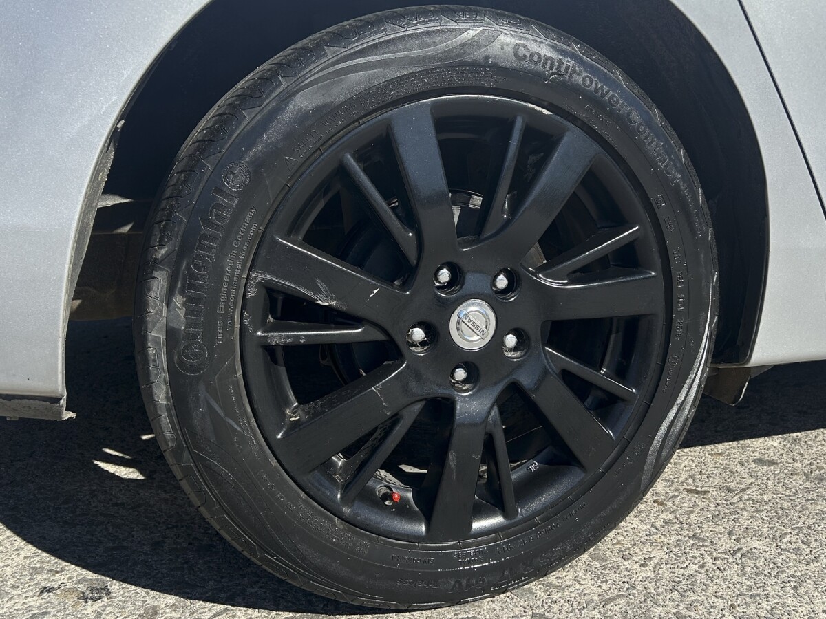 Nissan Sentra 1.8 Exclusive CVT Permuta / Financia Nissan Sentra 1.8 Exclusive CVT Permuta / Financia