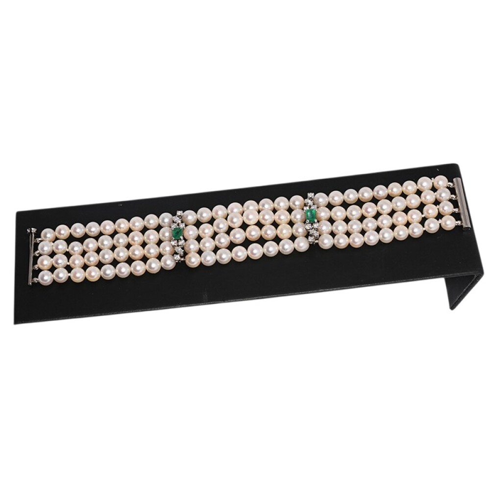 Pulsera 4 hilos perlas oro blanco con esmeraldas y brillantes Pulsera 4 hilos perlas oro blanco con esmeraldas y brillantes