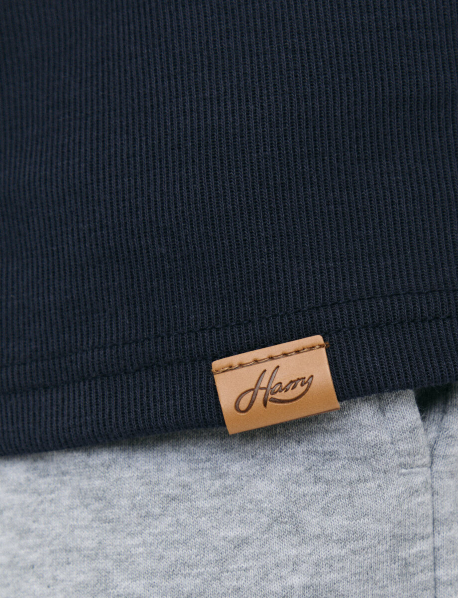 520912 REMERA HARRY Azul Oscuro