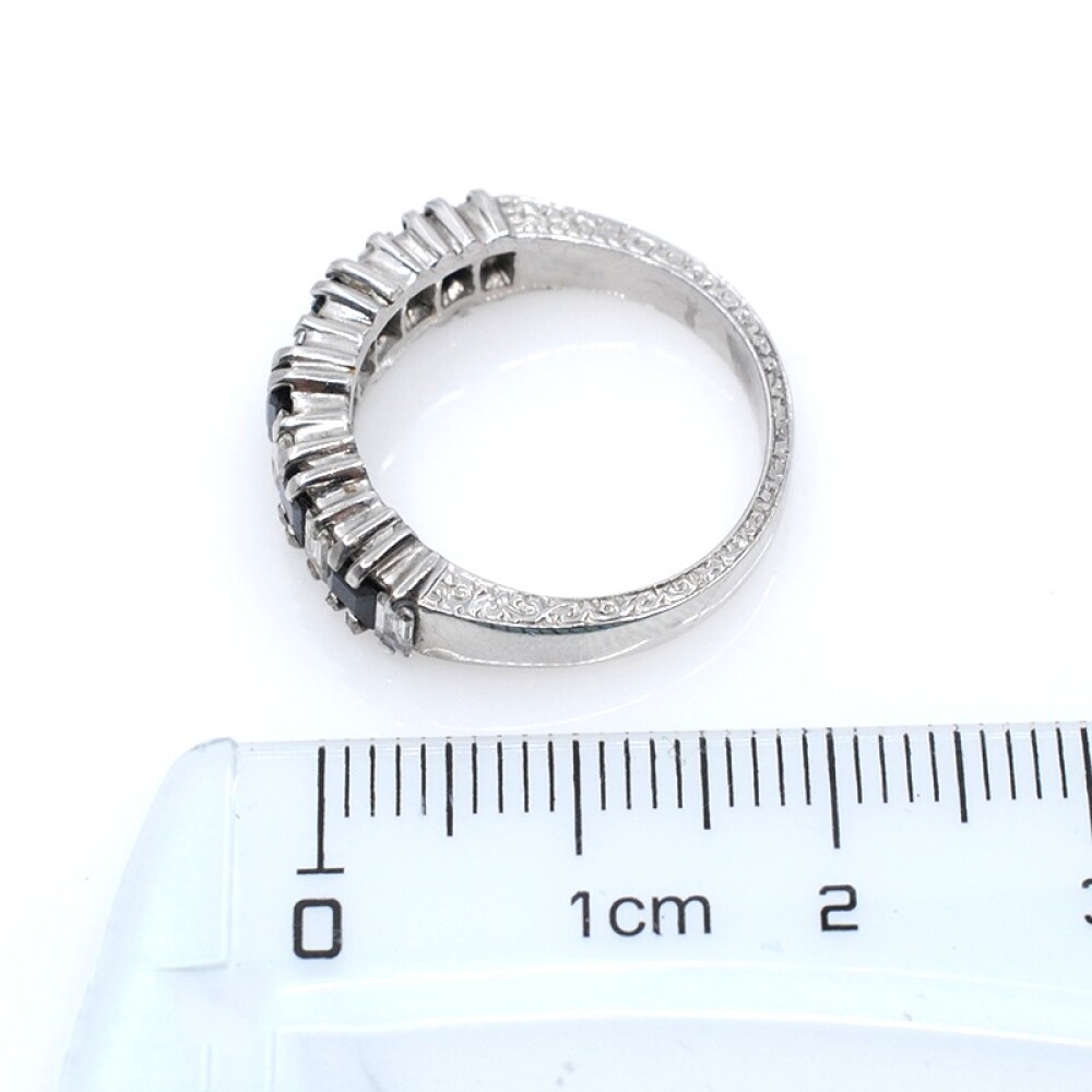 Anillo Oro Blanco 18K Con Brillantes Y Zafiros Anillo Oro Blanco 18K Con Brillantes Y Zafiros