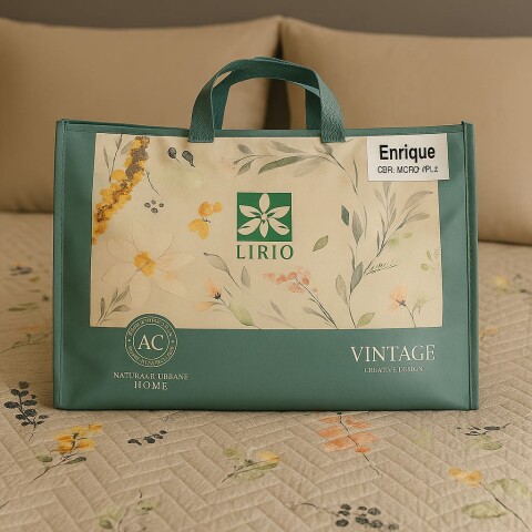 Cubrecamas 2 Plazas Enrique 3 Piezas 220 x 240 cm y 2 Fundas 50 x 70 cm Floreado - Enrique Cubrecamas 2 Plazas Enrique 3 Piezas 220 x 240 cm y 2 Fundas 50 x 70 cm Floreado - Enrique