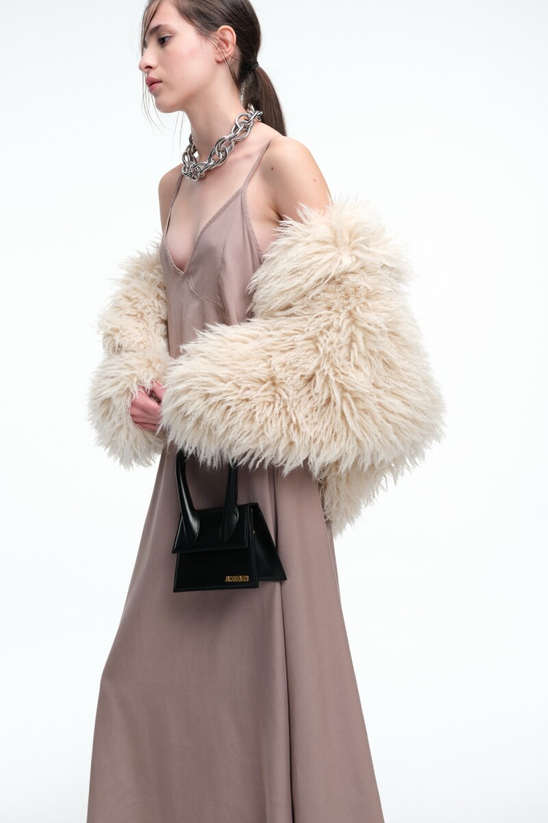 VESTIDO LARGO Beige