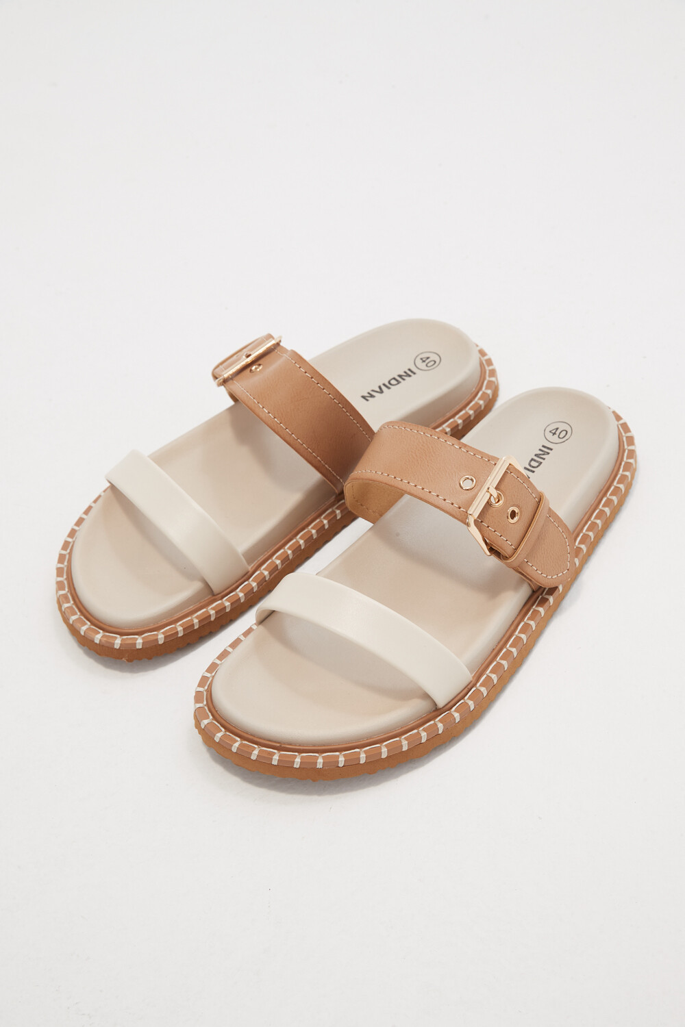 Sandalia Milett Beige