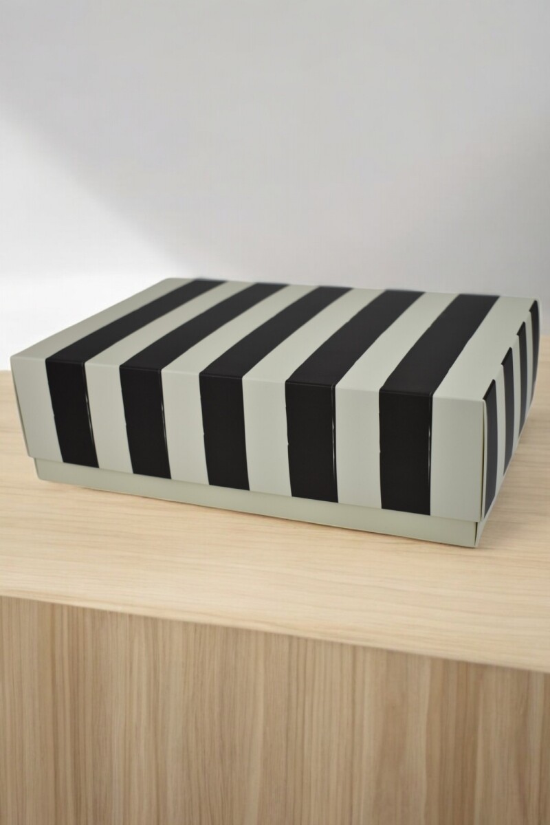 Caja laminada 08 - 20x30x9 cm - ESTILO BARRAS 