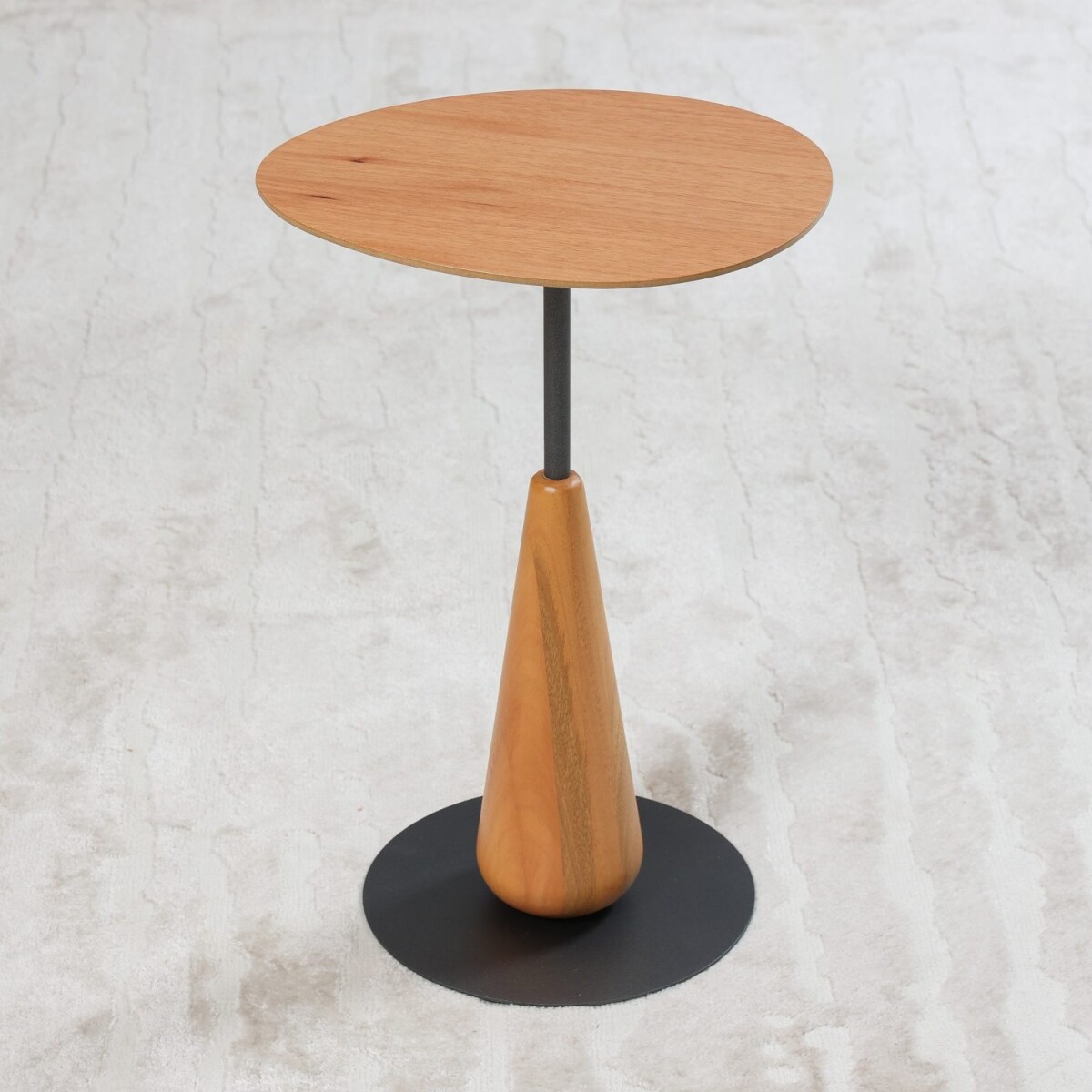 Mesa Lateral Madera Clara Base hierro Grafito 