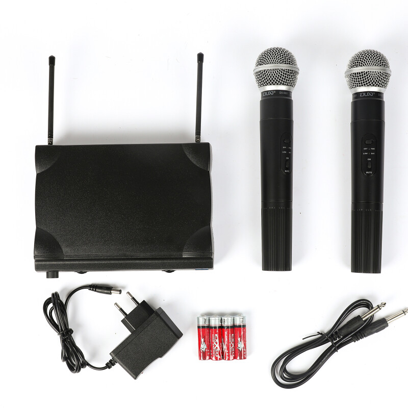 Set microfono Inalambrico DX-58II doble de mano UHF 2 unidades Set microfono Inalambrico DX-58II doble de mano UHF 2 unidades