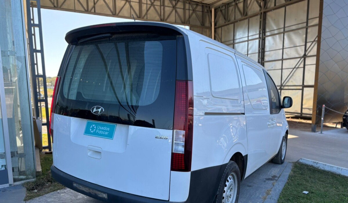 Hyundai H1 Staria Furgon 2.2 Diesel - 2021 Hyundai H1 Staria Furgon 2.2 Diesel - 2021