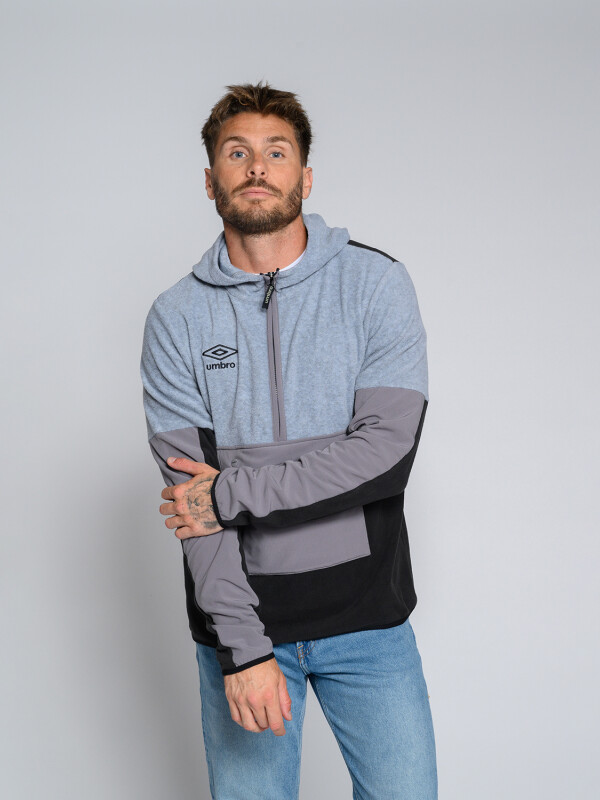 CANGURO AIRAM Umbro Hombre 25m
