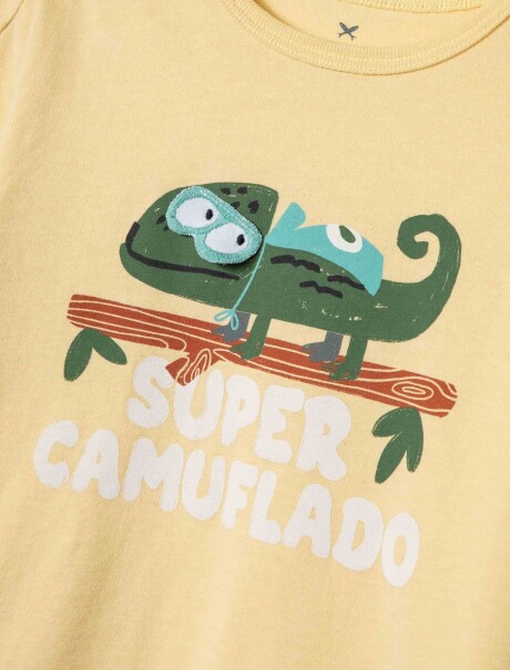 CAMISETA INFANTIL CON ESTAMPA AMARILLO