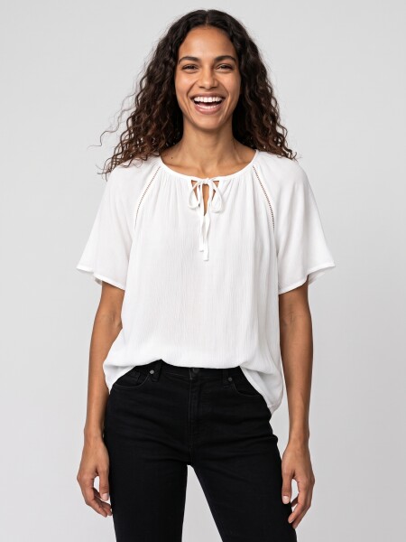 BLUSA VANGARD BLANCO