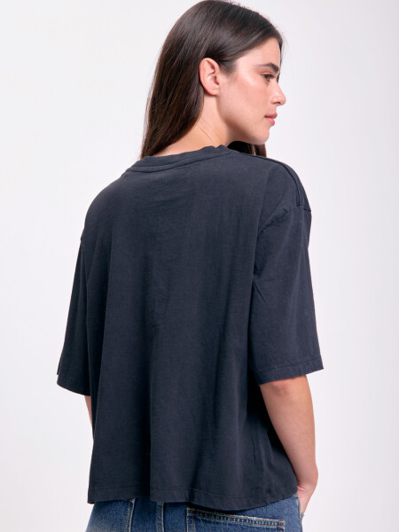 Remera oversize estampa Ursula Negro