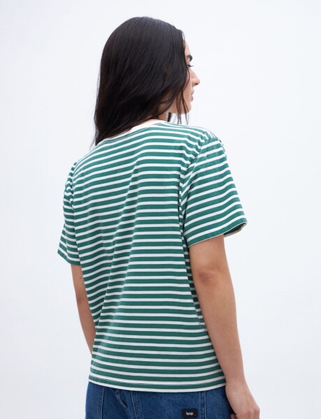 Remera Dickinson Verde