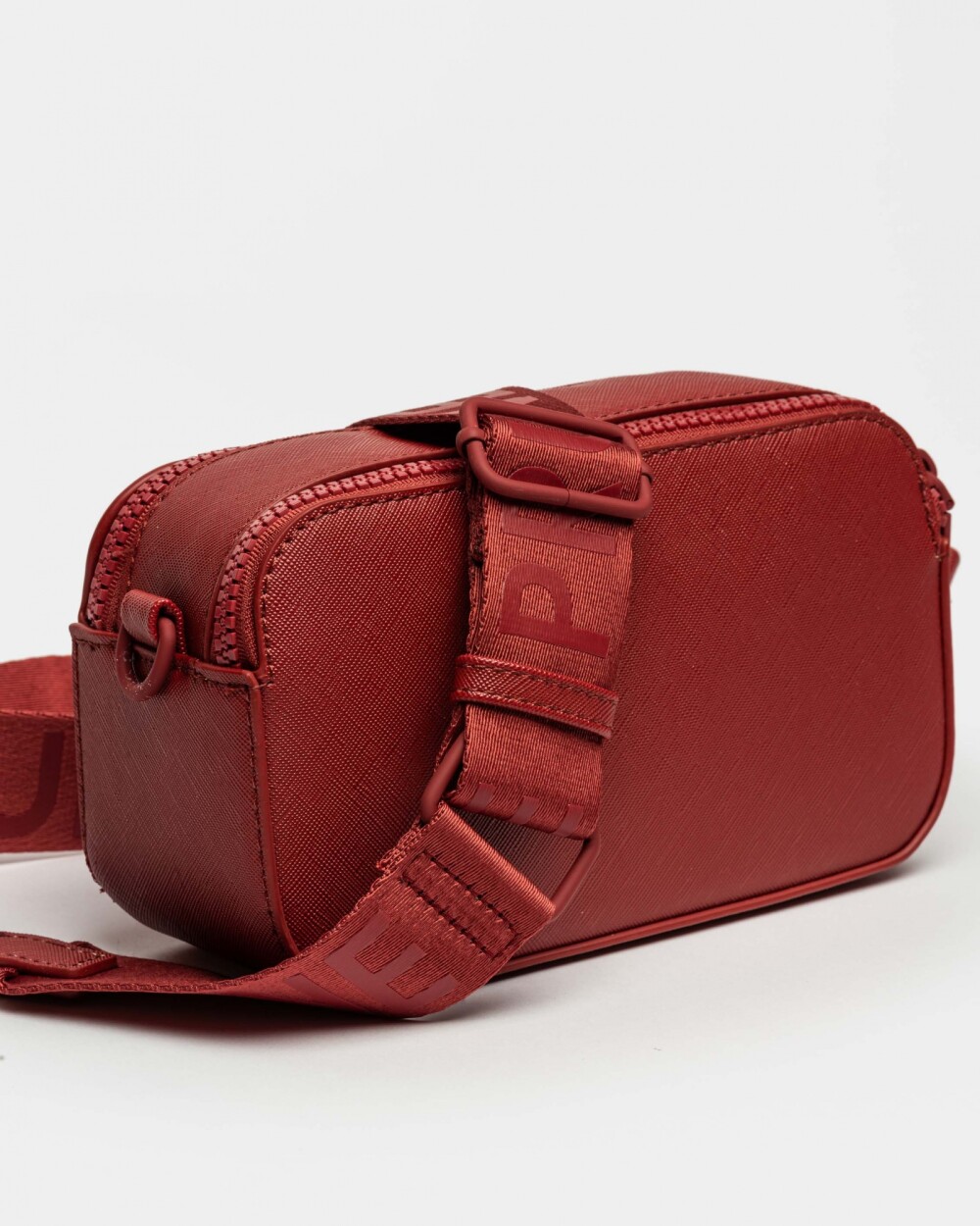 Bandolera Penny En Efecto Cuero Zaffiano Rojo