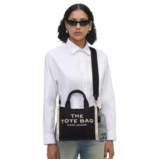MARC JACOBS - THE SMALL TOTE 001