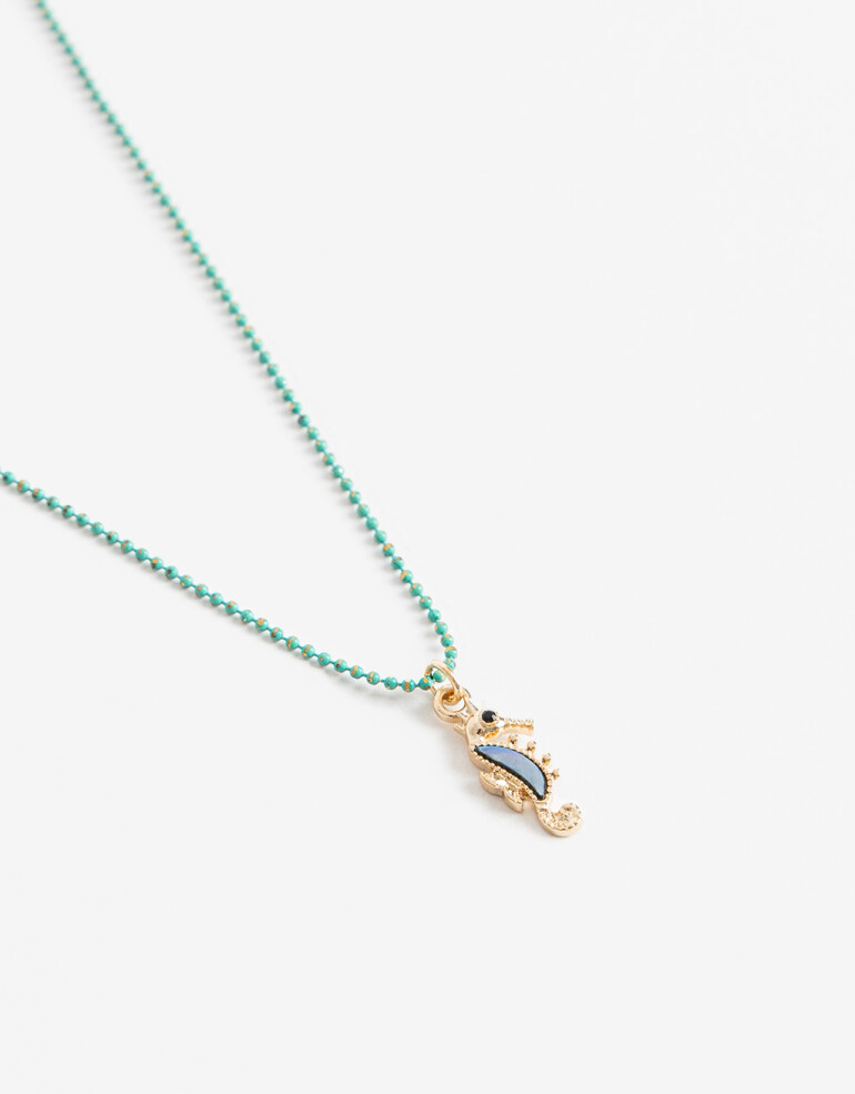 Cadena Corta con Dije Color Cadena Con Dije Caballito De Mar - Dorado