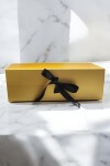 Caja rígida con imán 30x15x10,5 cm. ORO