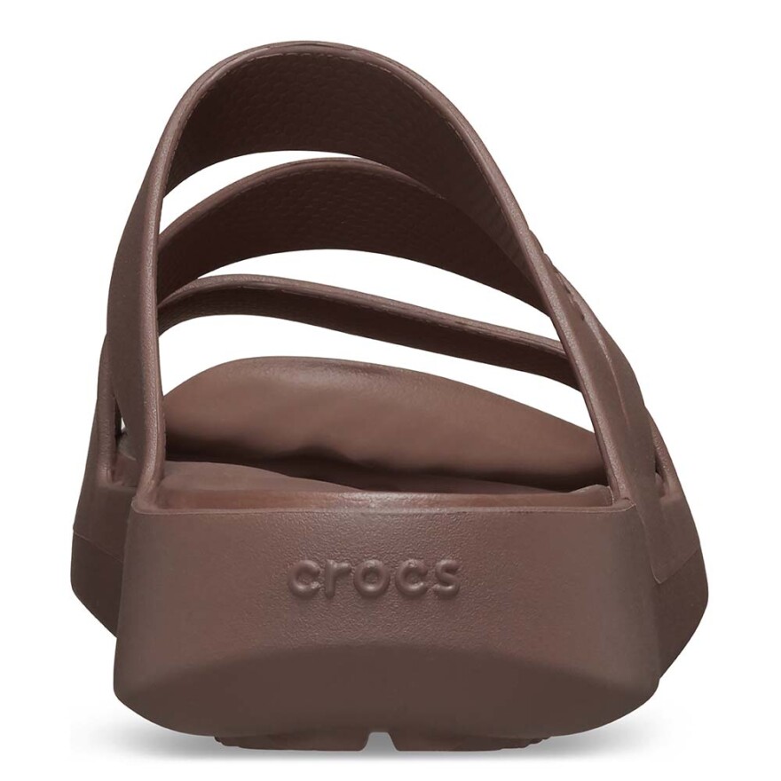Sandalias Crocs Getaway Strappy - Mujer Truffle
