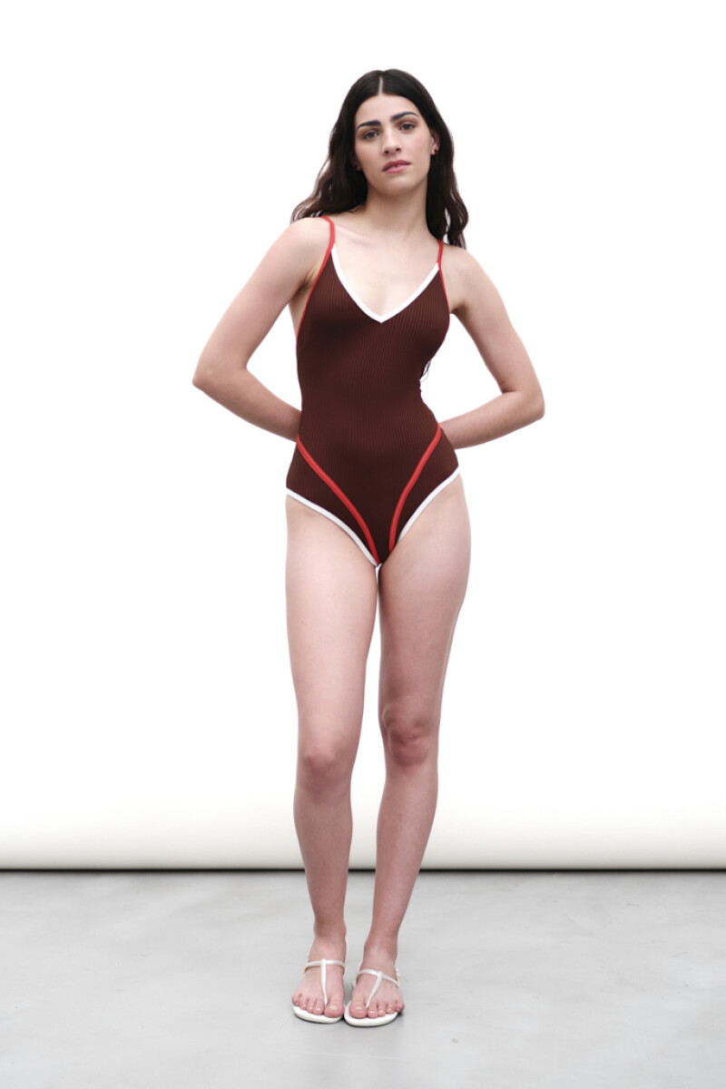 Malla Moi [SE23] Marrón