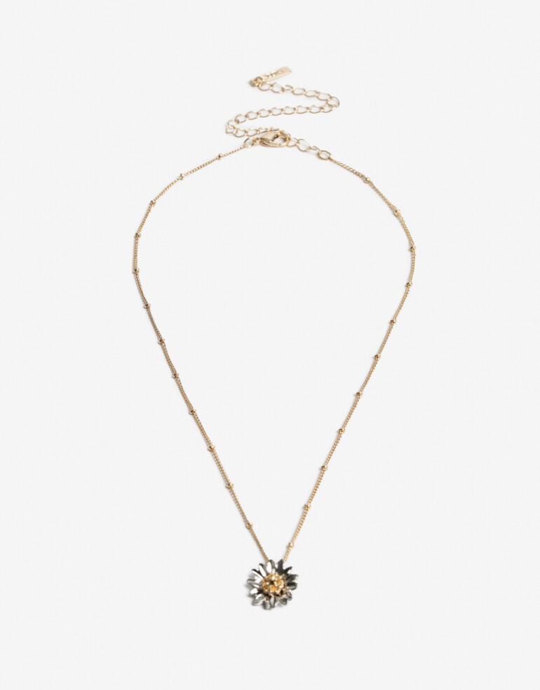 Cadena Corta con Dije Metal Collar Con Dije Margarita - Dorado