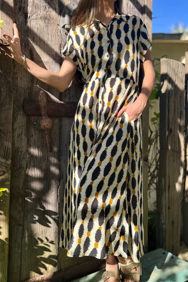 Vestido camisero largo - Mostaza, negro y crema 