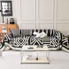 Manta sillon y cama triángulos 130x180cm negro