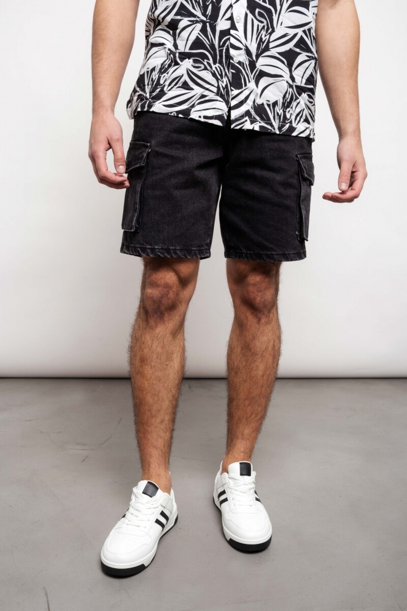 Bermuda Ezequiel Negro