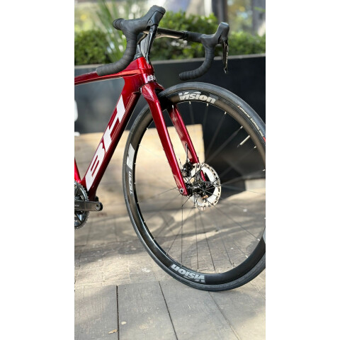 BH AEROLIGHT SHIMANO 105 DI2 T-52 BH AEROLIGHT SHIMANO 105 DI2 T-52
