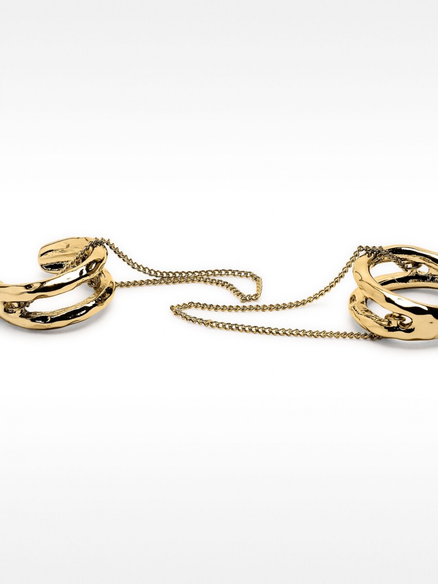 Aros Efecto Doble Con Cadena dorado