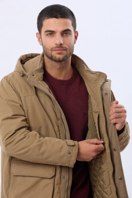 CAMPERA CON CAPUCHA DESMONTABLE - Beige CAMPERA CON CAPUCHA DESMONTABLE - Beige