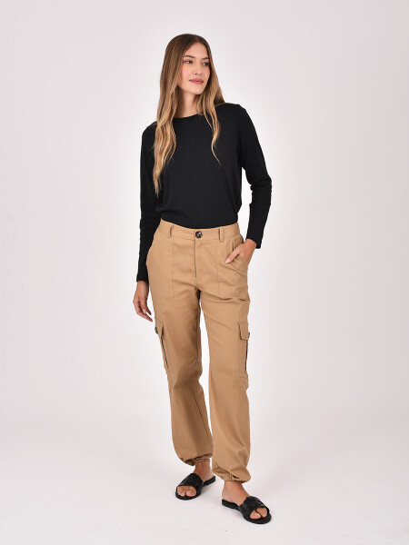 CARGO AMIRA KAKI