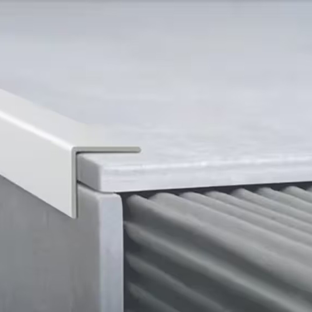 Aluminio tapacanto 16x16mm 2.5mt blanco Aluminio Tapacanto 16x16mm 2.5mt Blanco