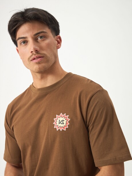 REMERA COMPANY MARRON
