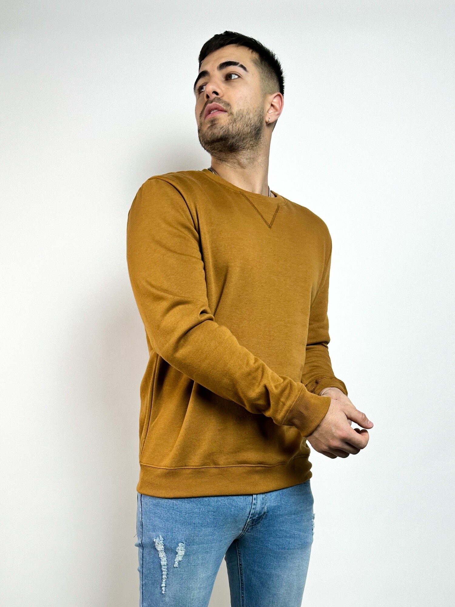 Buzo amarillo liso store