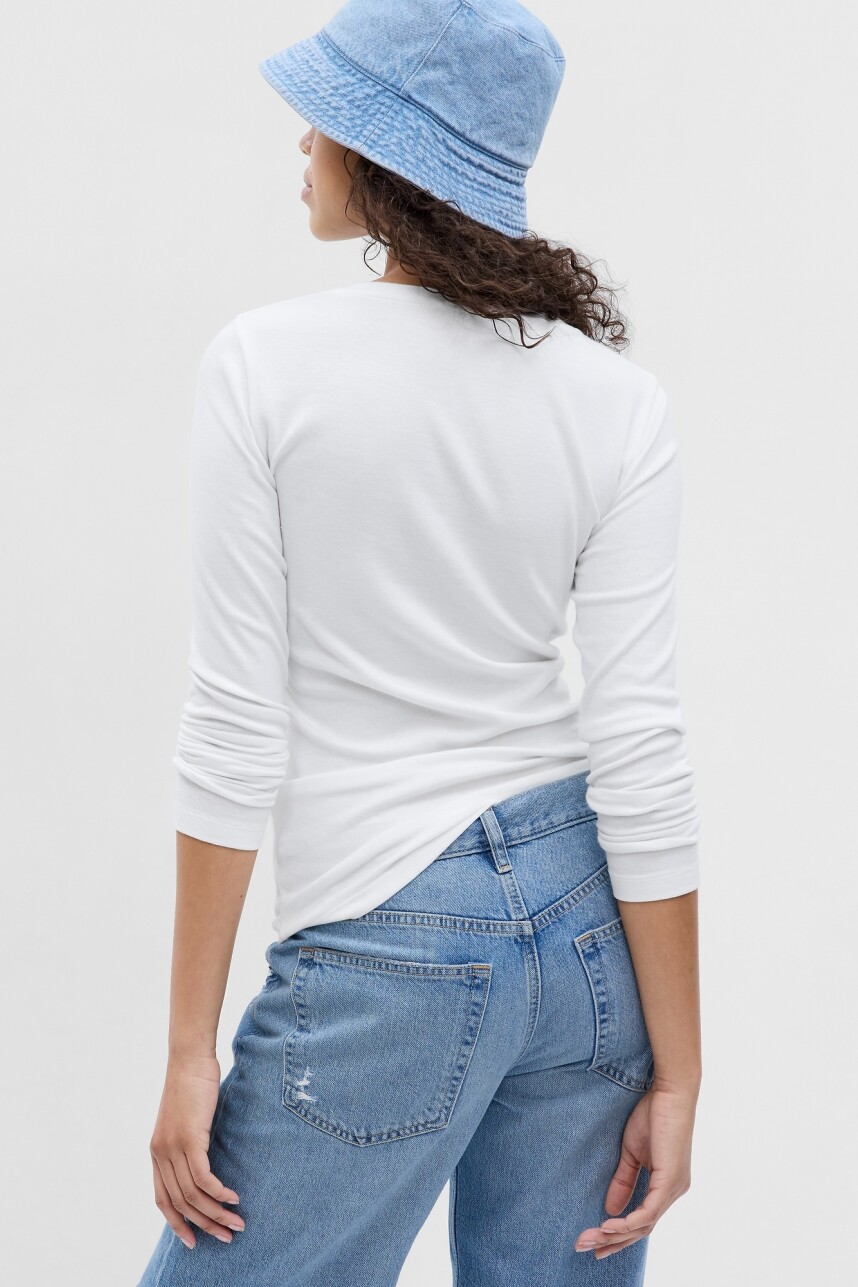Remera Manga Larga Básica Escote Redondo Mujer Fresh White
