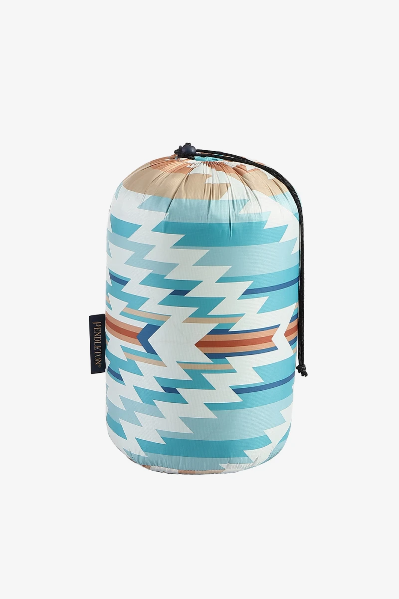 Recycled Poly Packable Throw Turquesa