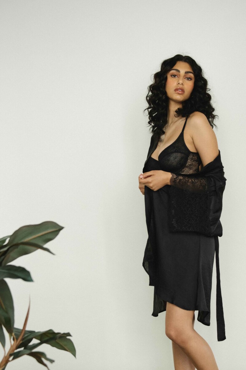 Bata Simona Renda Seda [BC5] Negro