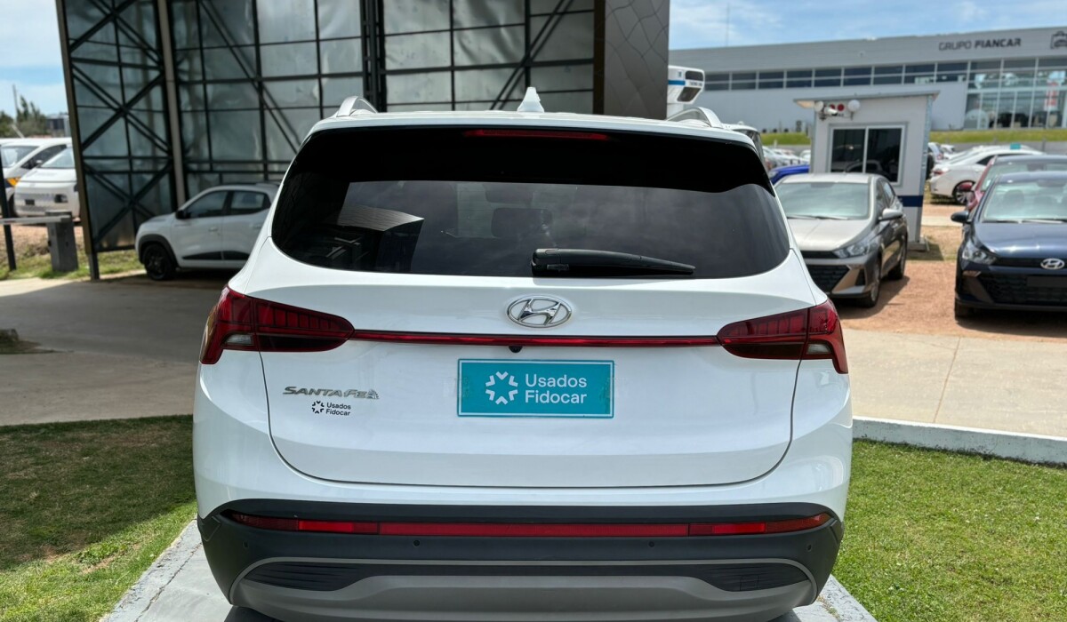 Hyundai New Santa Fe 2.5 Premium - 2022 (7Plz) Hyundai New Santa Fe 2.5 Premium - 2022 (7Plz)