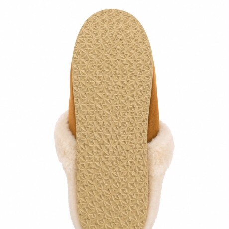 Pantuflas de Cuero con Corderito Camel