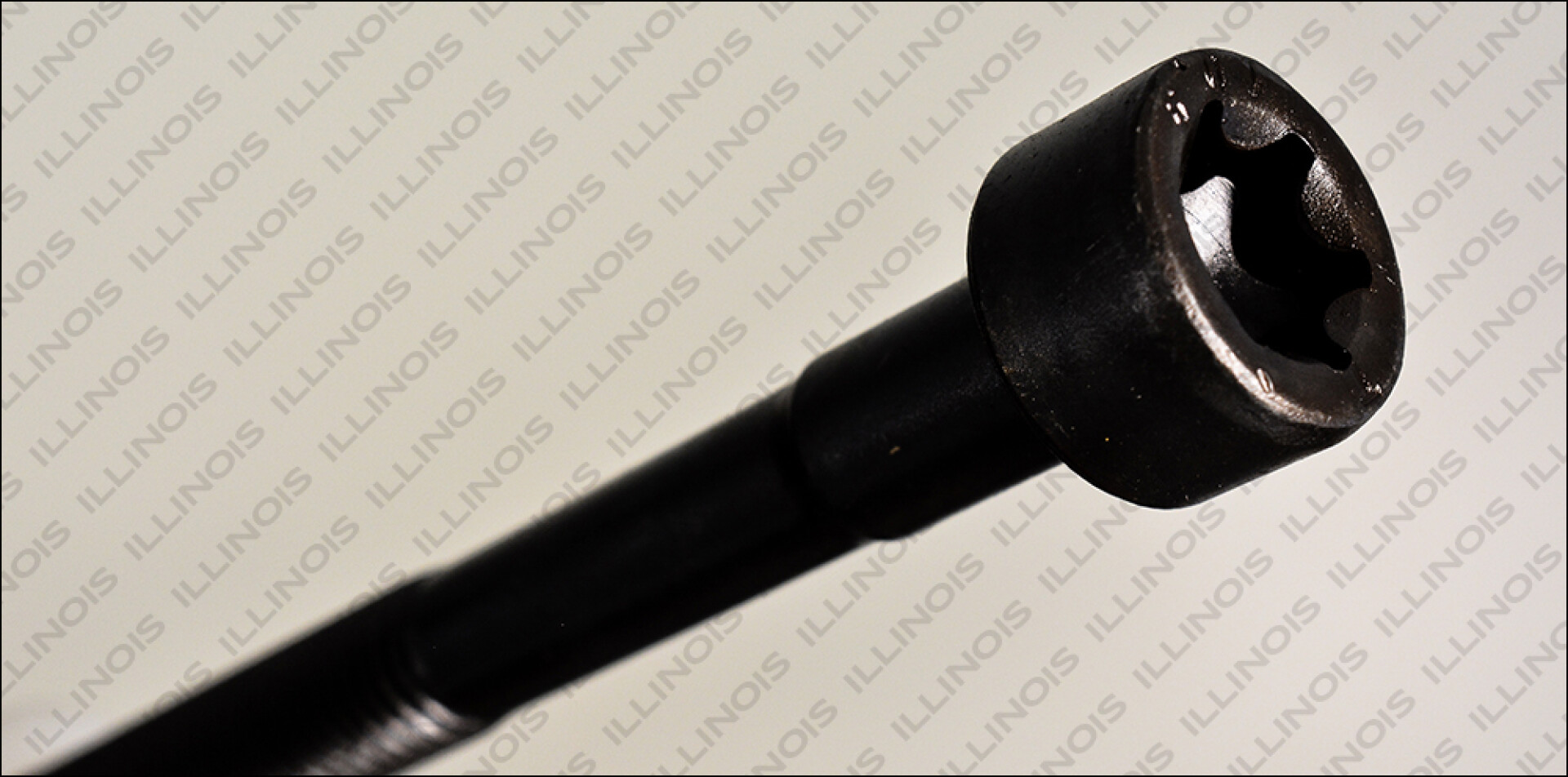 TORNILLO FORD JGO TAPA CILINDROS FORD 1.8D ILLINOIS 