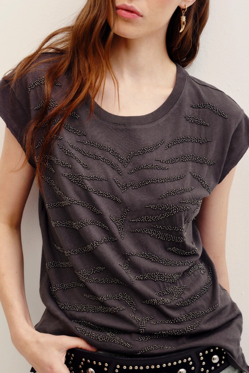 REMERA CEBRA Gris Oscuro