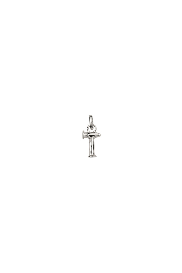 CHARM DE ALEACION DE METALES BAÑADO EN PLATA DE LEY CON FORMA DE LETRA T CON ARGOLLA Charm