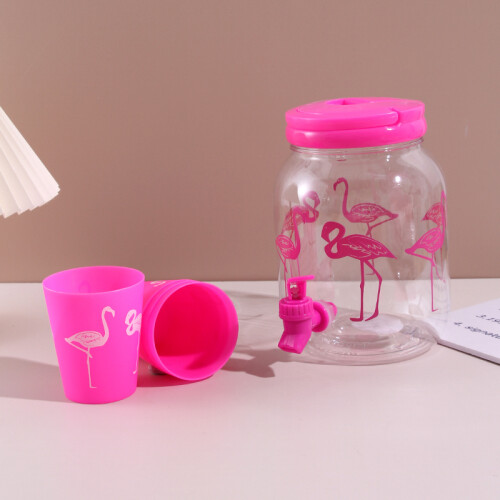 Set Dispensador Con Canilla + 4 Vasos - Fucsia - 2.5 L Set Dispensador Con Canilla + 4 Vasos - Fucsia - 2.5 L