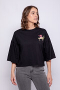 REMERA LEOPA Negro